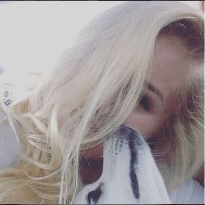 Meet your Posher, Aurora